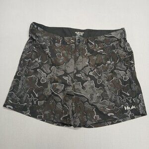 Huk Men’s Black Green Camo Fishing Shorts Size 2XL Polyester Stretch